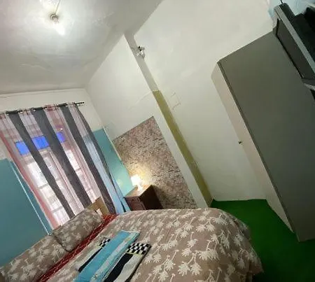Bangla Hostal Lisboa